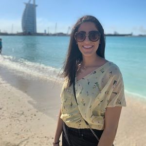 Meet your Posher, Gabi